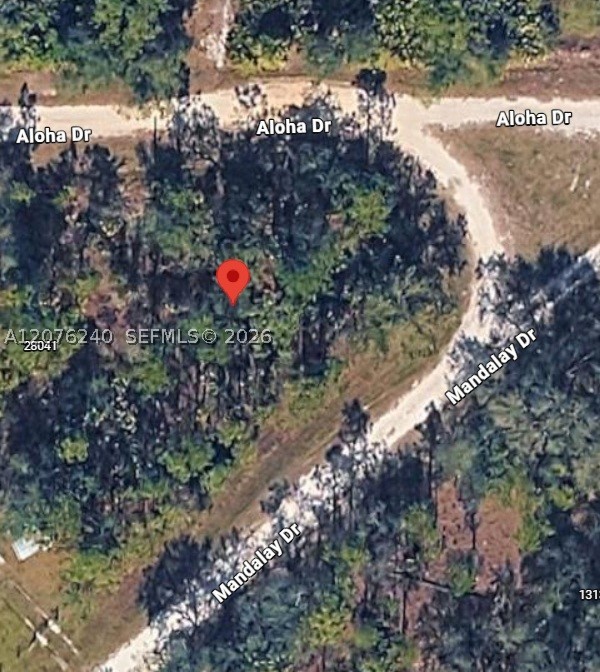 28047 Aloha Dr Property Photo 3