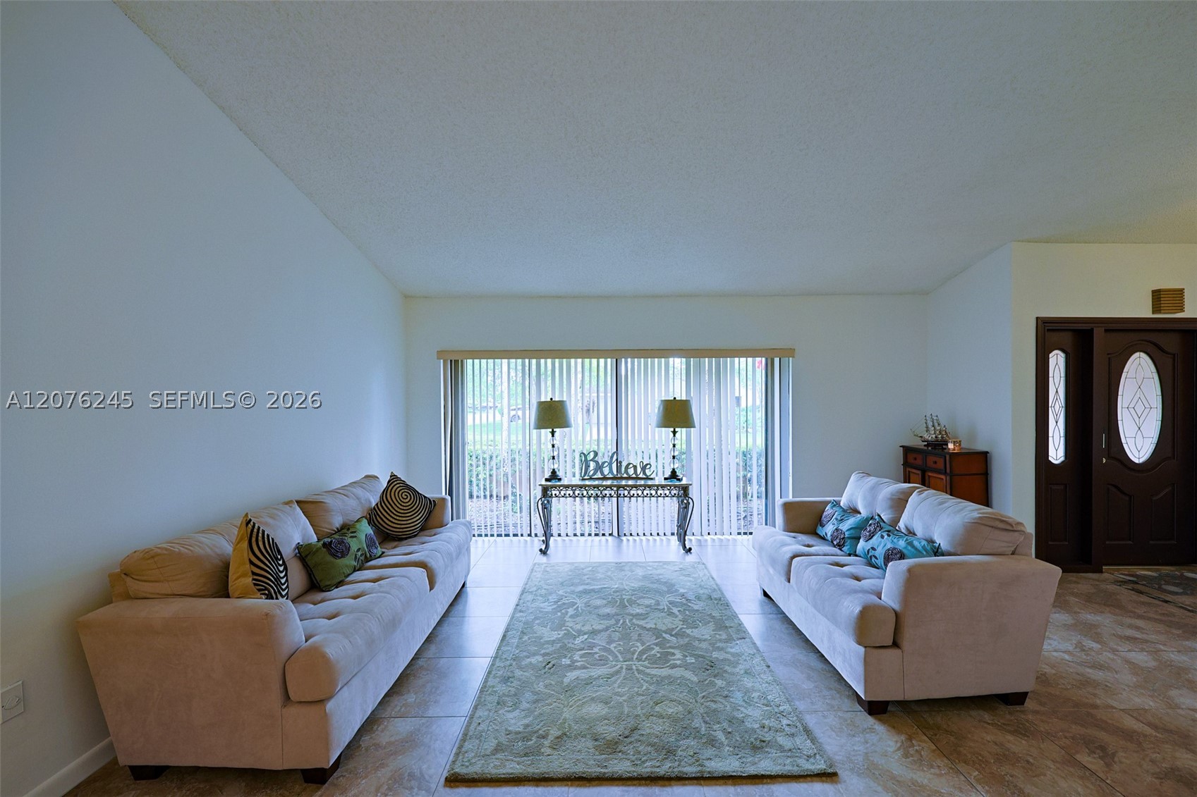 18723 Sw 83rd Pl Property Photo 4