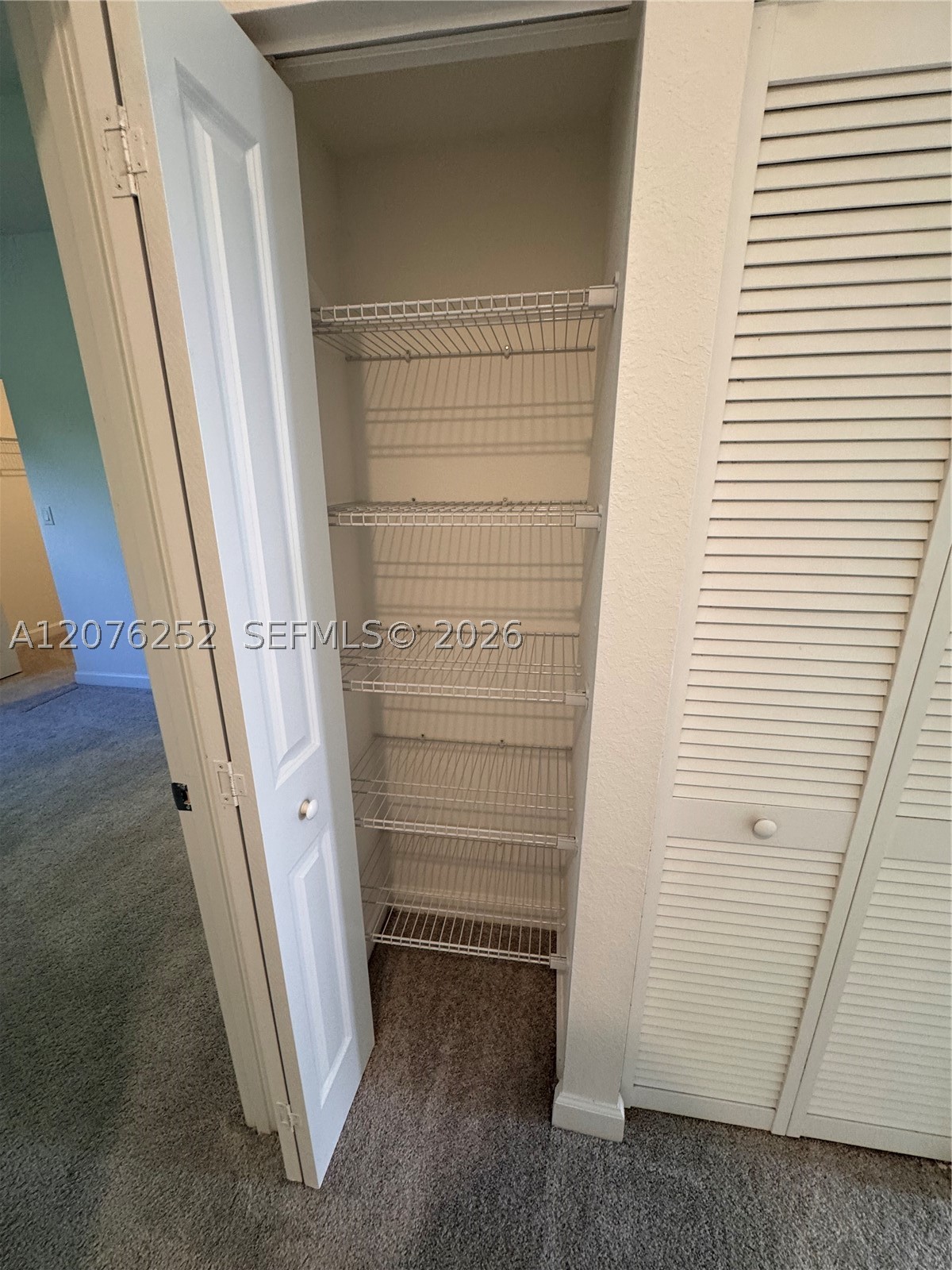 194 Se 10th Ct Property Photo 15
