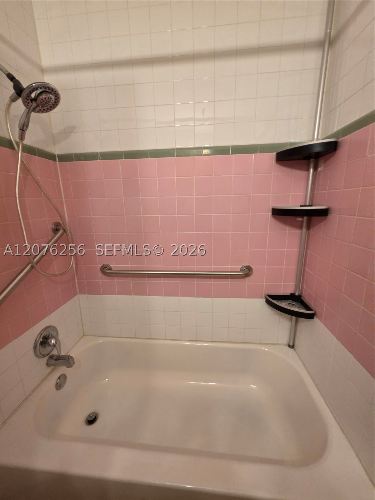 667 W Harbor Dr Property Photo 13