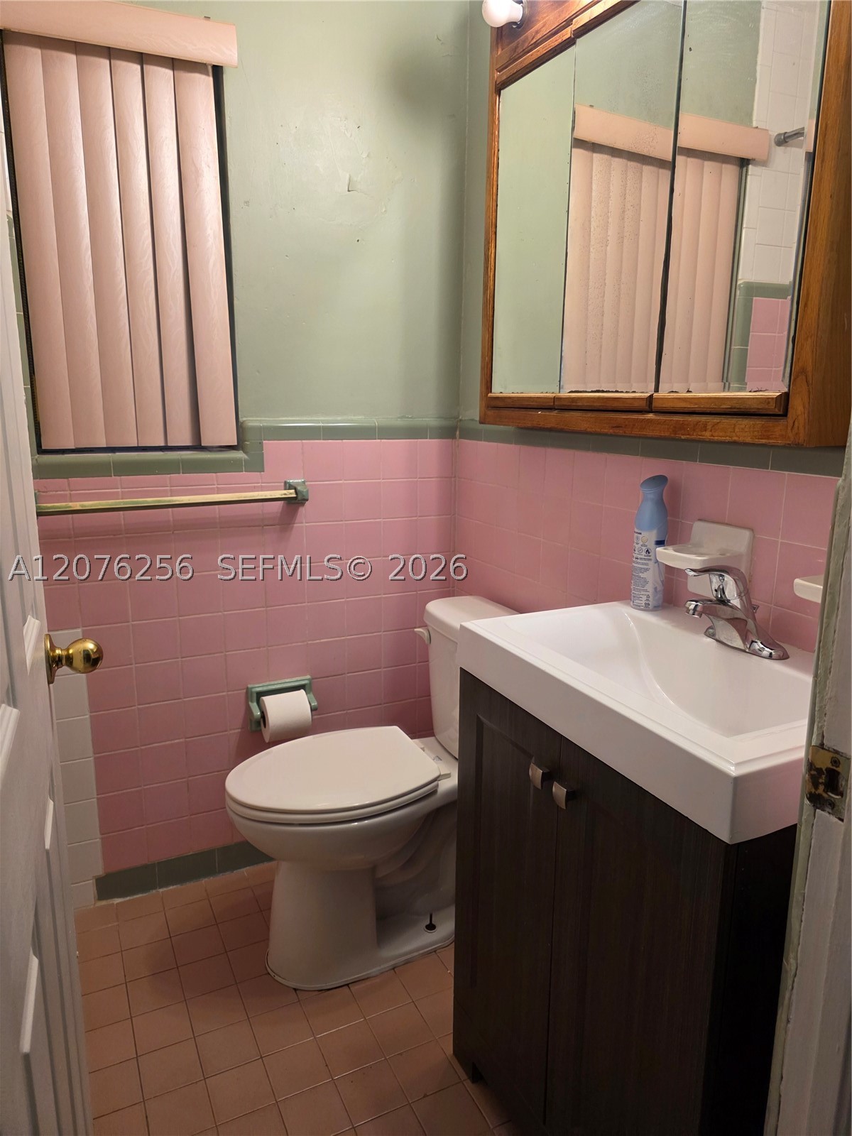667 W Harbor Dr Property Photo 14