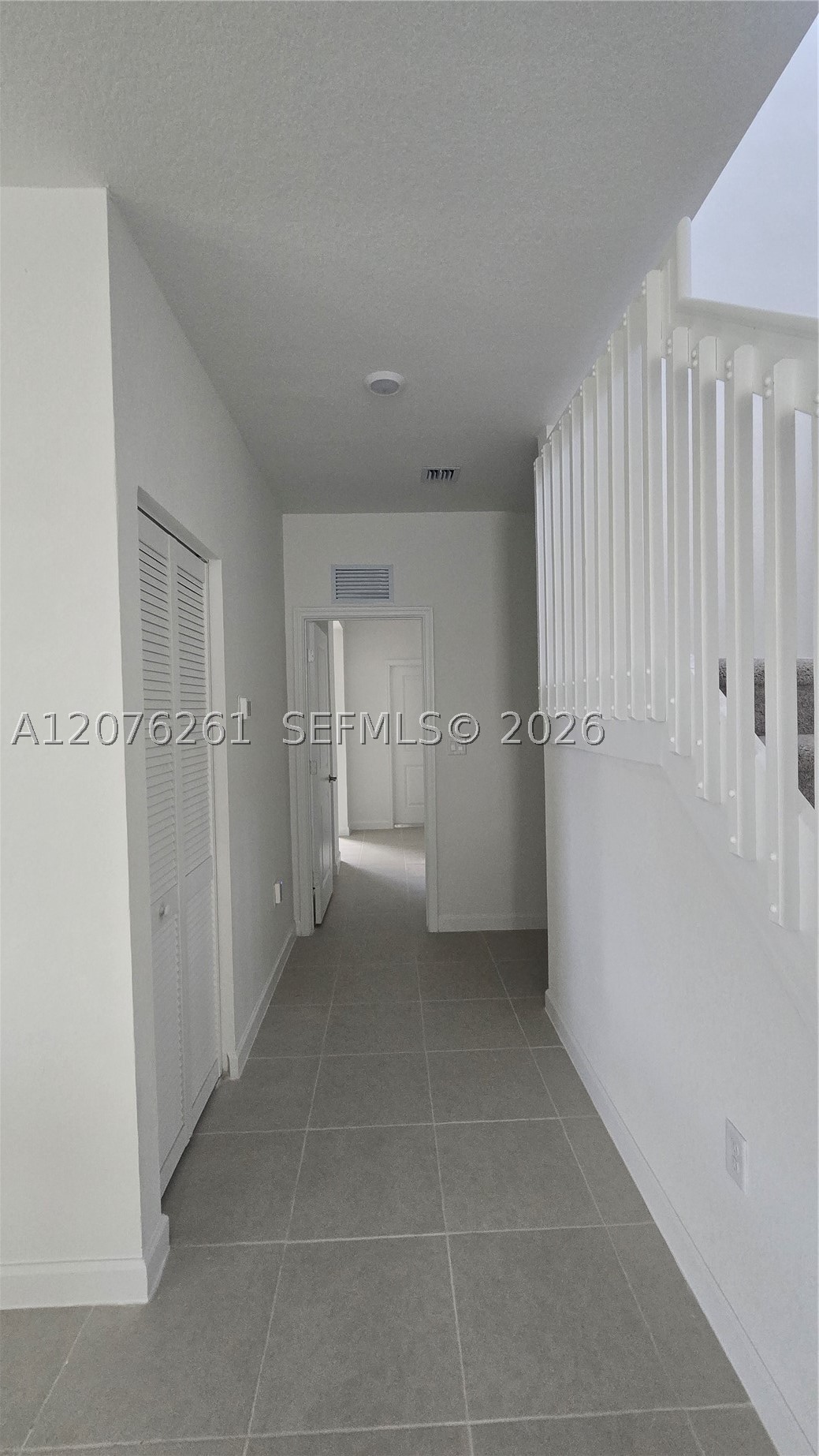 2475 Se 29th Dr Property Photo 8