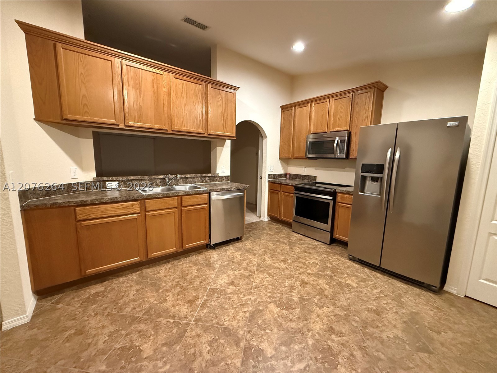 4106 Dinner Lake Way Property Photo 10