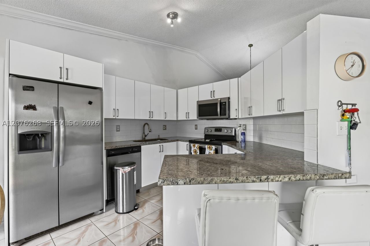 25014 Sw 123rd Pl Property Photo 15