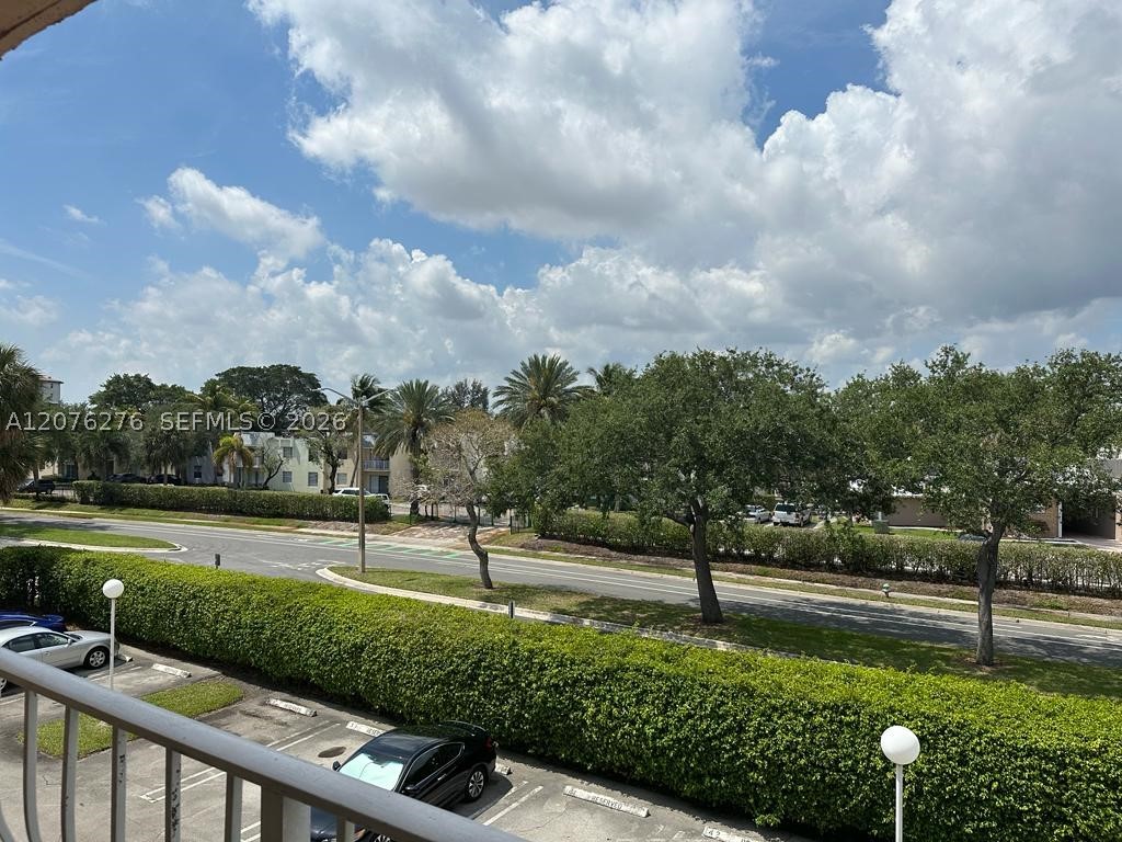 500 Executive Center Dr 3a Property Photo 14