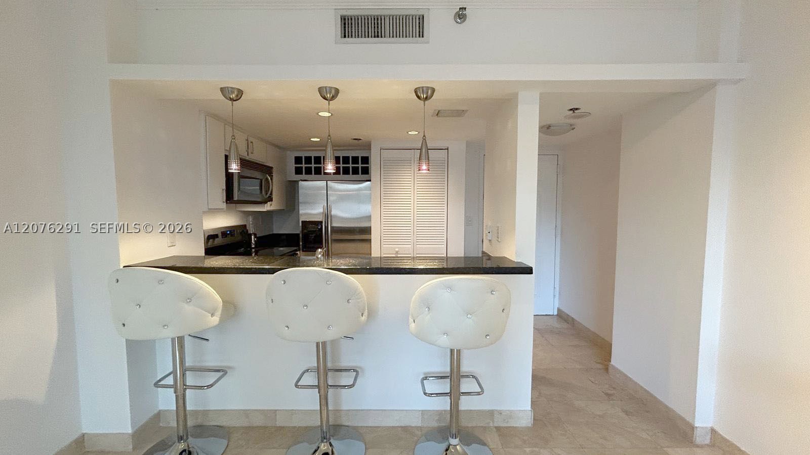 540 Brickell Key Dr 512 Property Photo 1