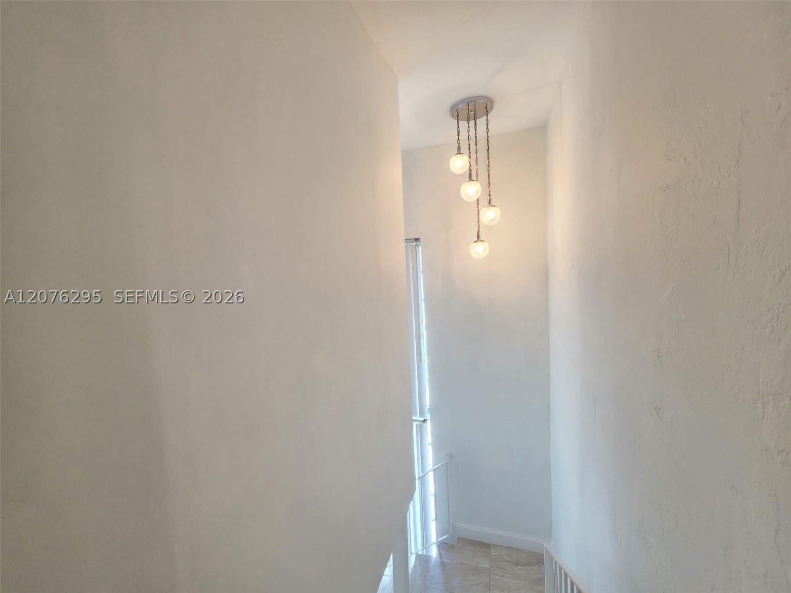 10905 N Kendall Dr 410 Property Photo 6