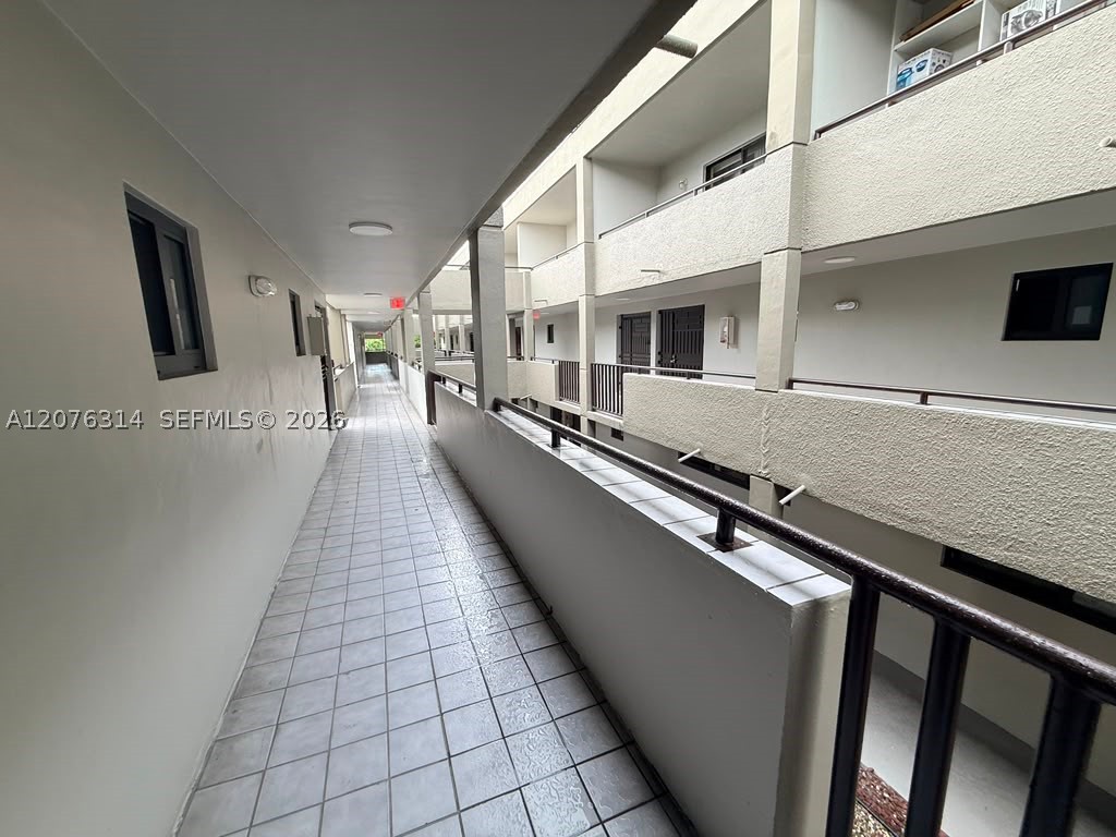 5 Olive Dr 13 Property Photo 2