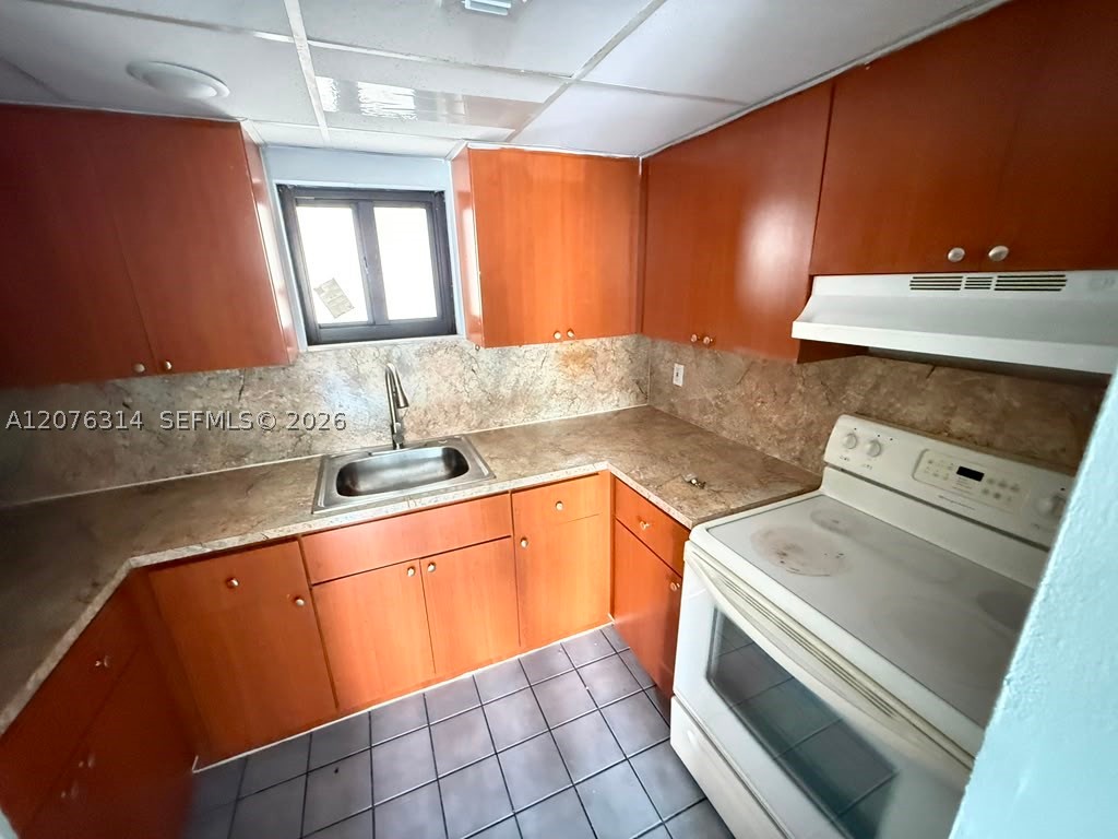5 Olive Dr 13 Property Photo 4