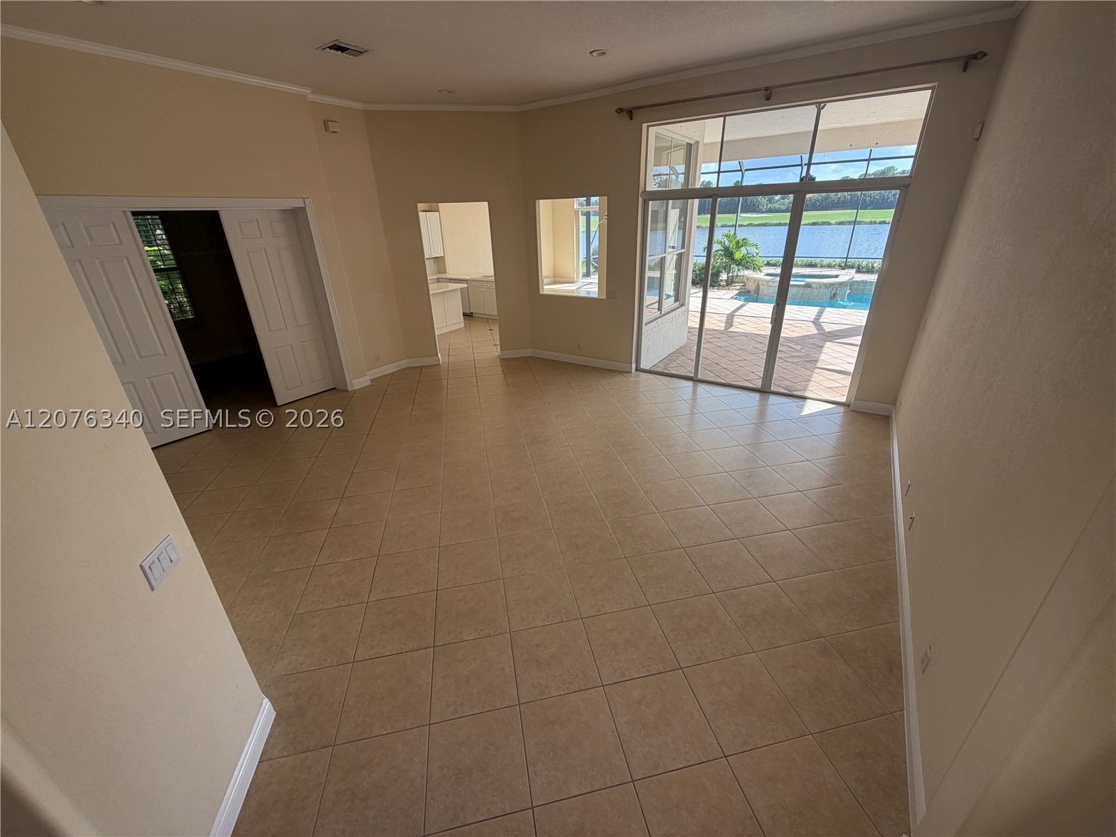7635 Ironhorse Blvd Property Photo 13