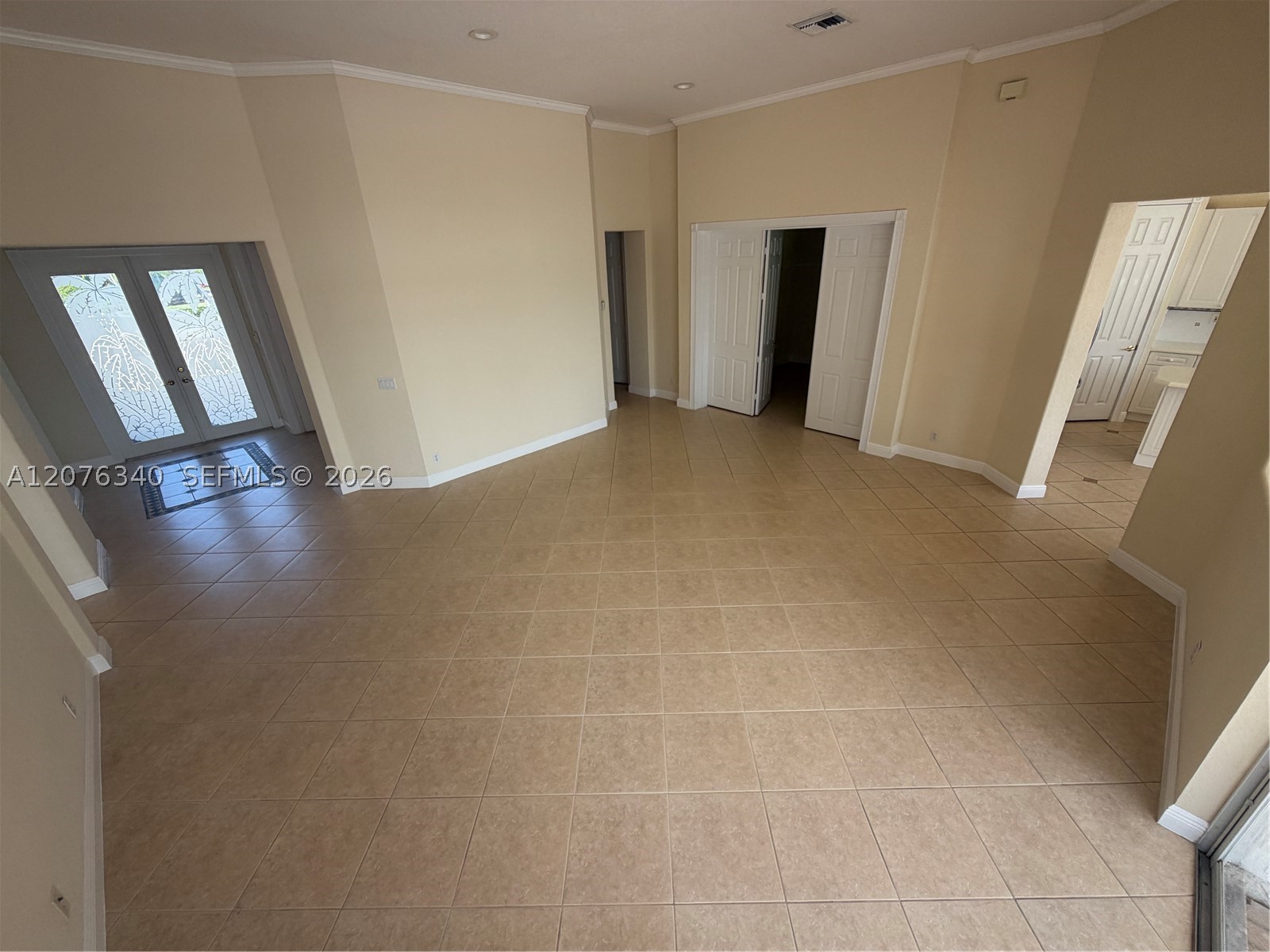 7635 Ironhorse Blvd Property Photo 15