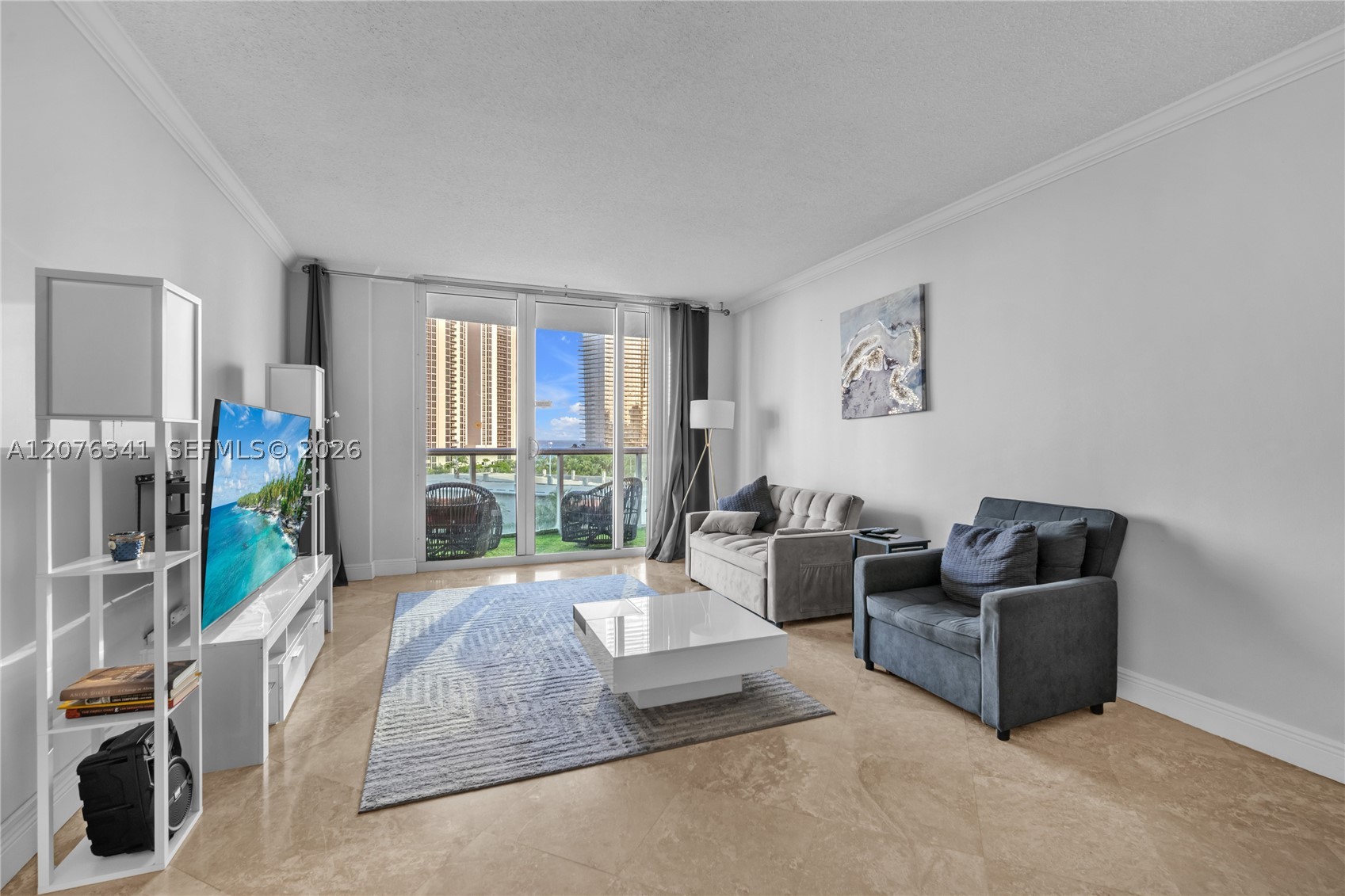 19370 Collins Ave 919 Property Photo 1
