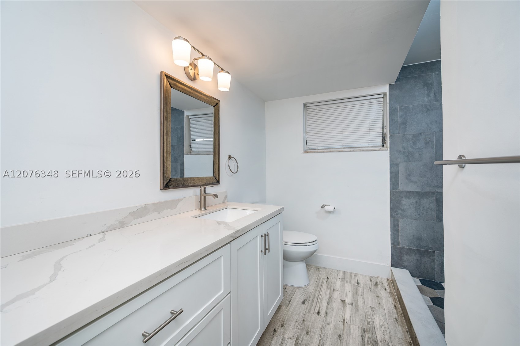 1690 Ne 191st St 115-1 Property Photo 8
