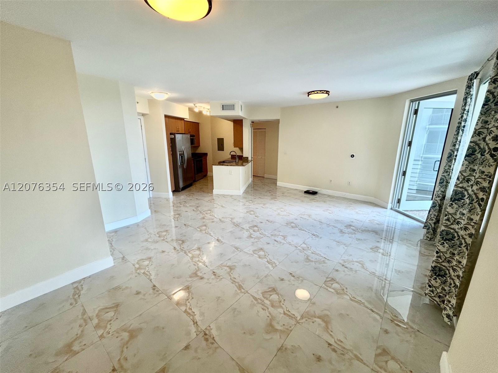 1830 Radius Dr 1002 Property Photo 8