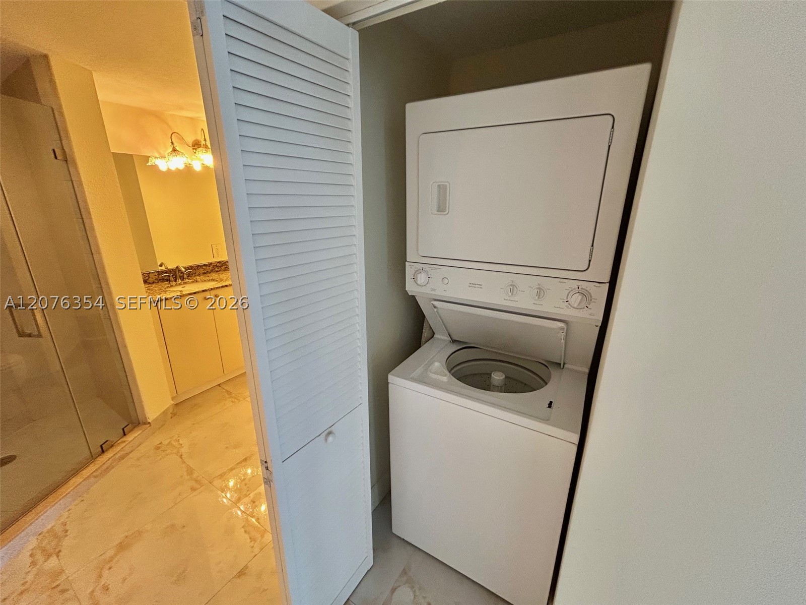 1830 Radius Dr 1002 Property Photo 14