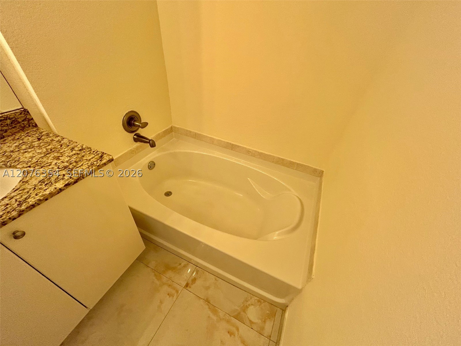 1830 Radius Dr 1002 Property Photo 18