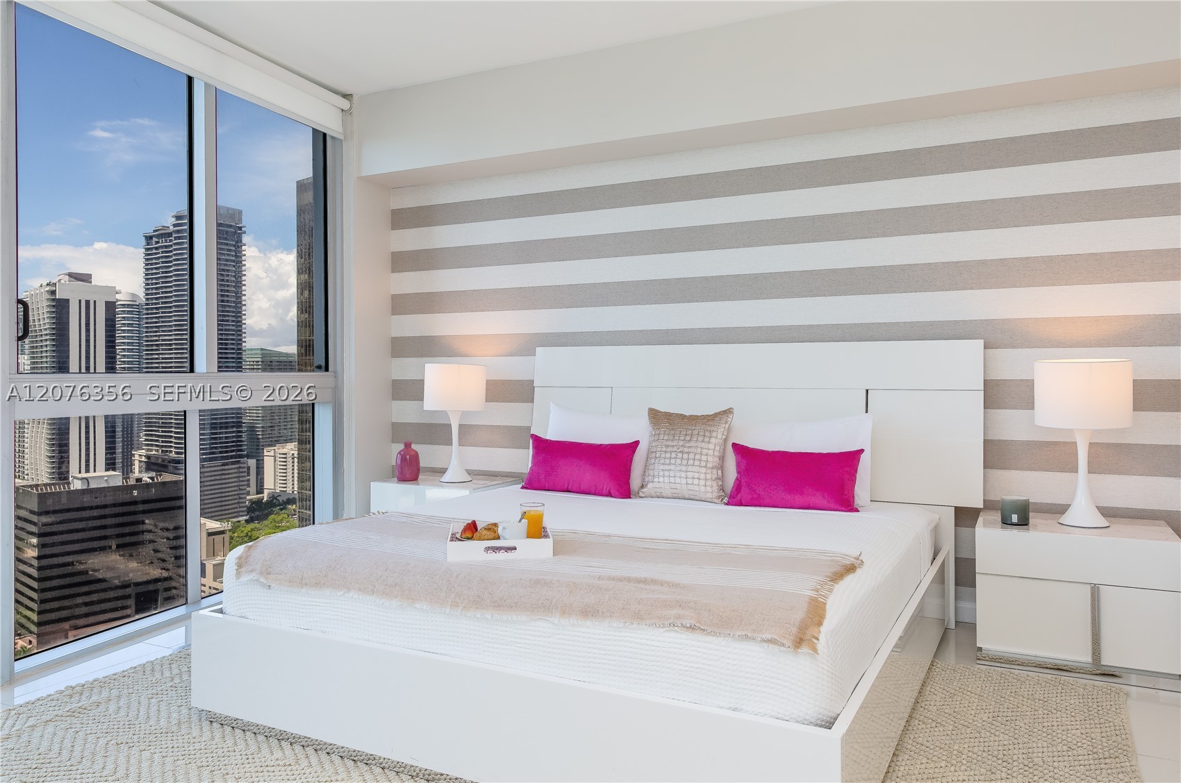 485 Brickell Ave 3410 Property Photo 4