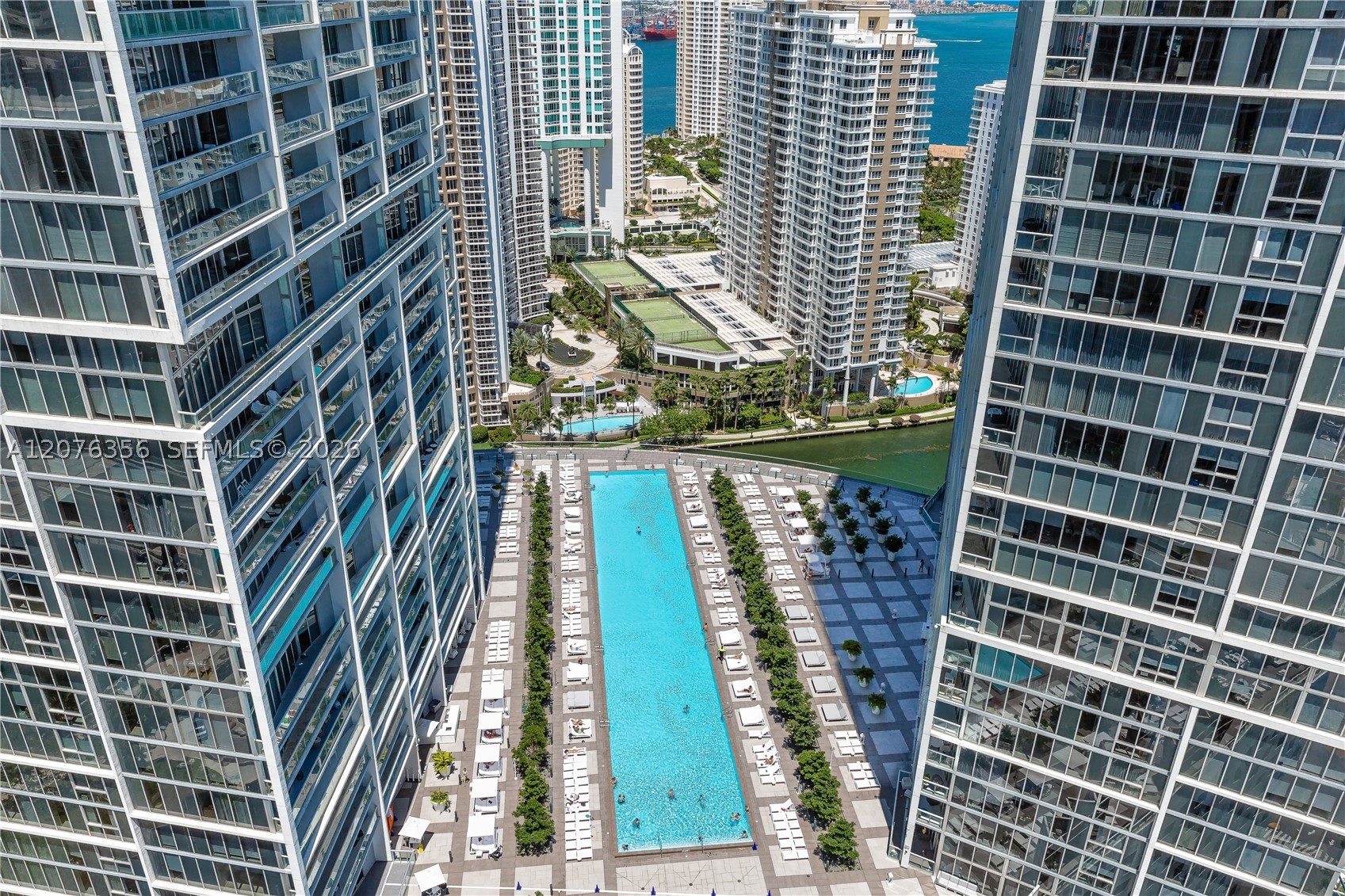 485 Brickell Ave 3410 Property Photo 25