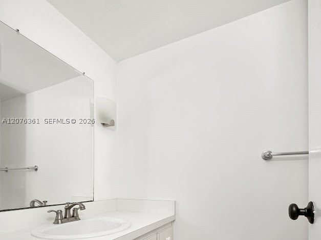 7620 Carlyle Ave 606 Property Photo 10