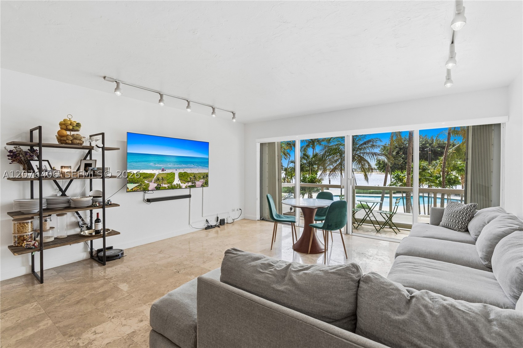 2451 Brickell Ave 2T Property Photo 1
