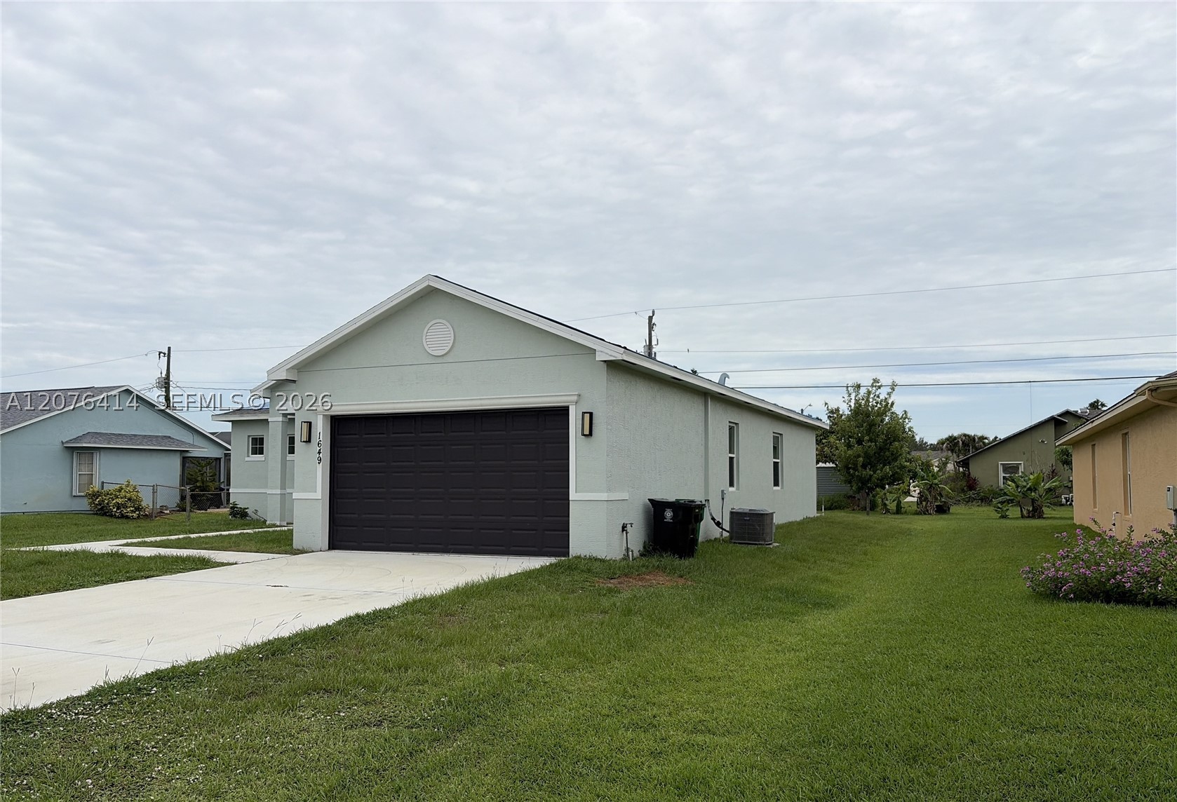 1649 Sw Merchant Ln Property Photo 10