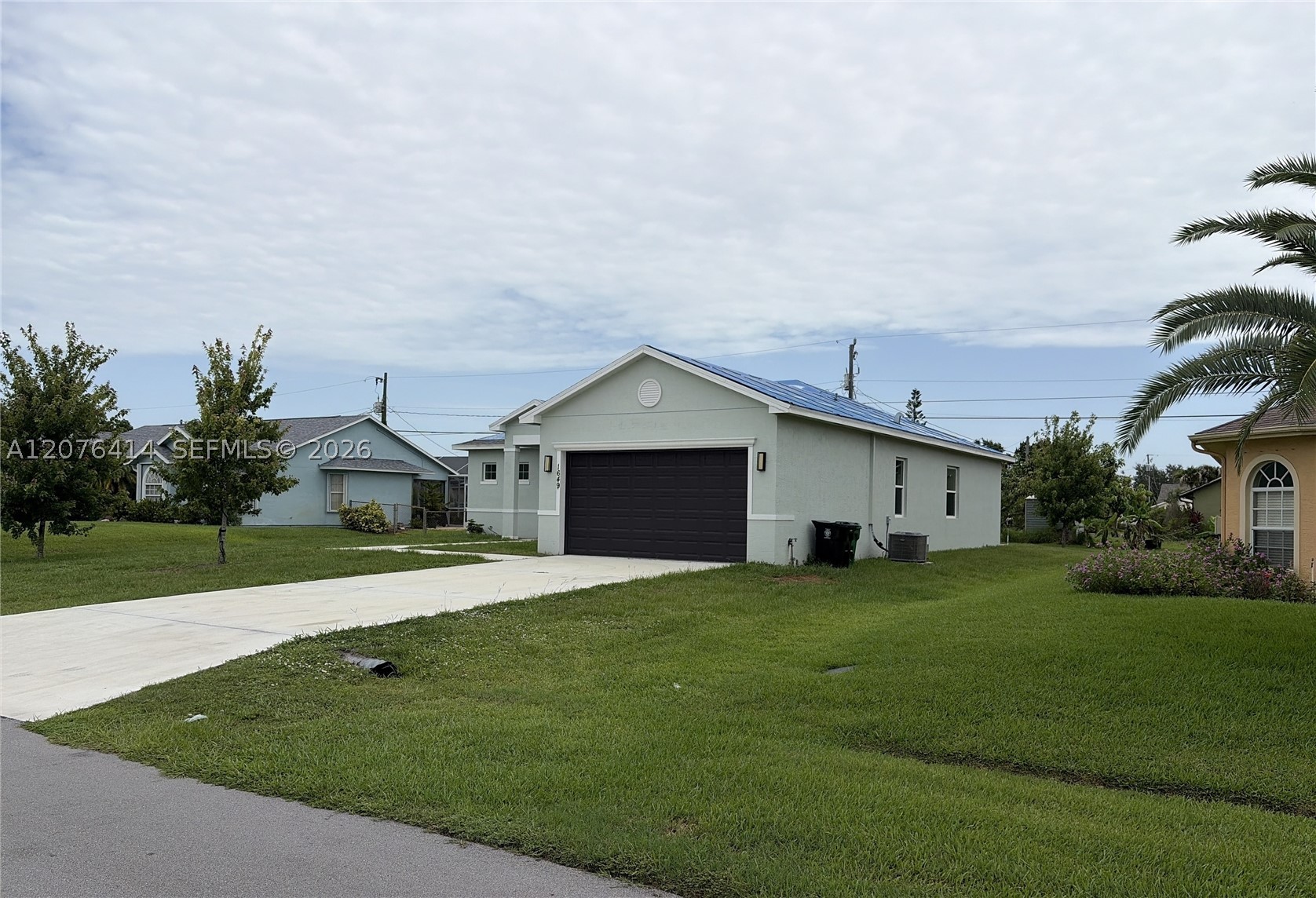 1649 Sw Merchant Ln Property Photo 28