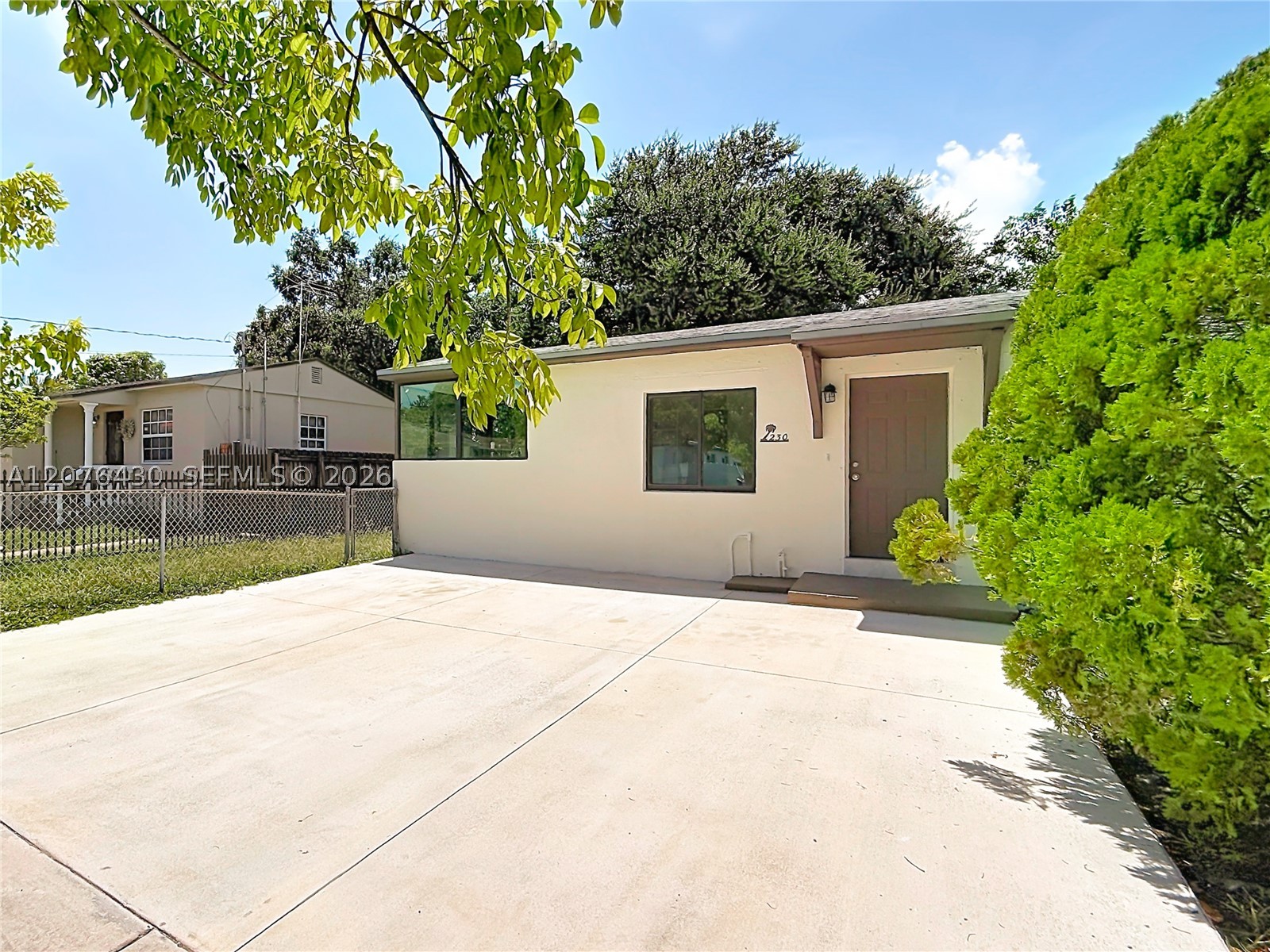 230 Nw 56th Ct Property Photo 3