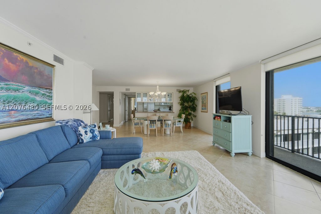 200 Beach Rd 701 Property Photo 18