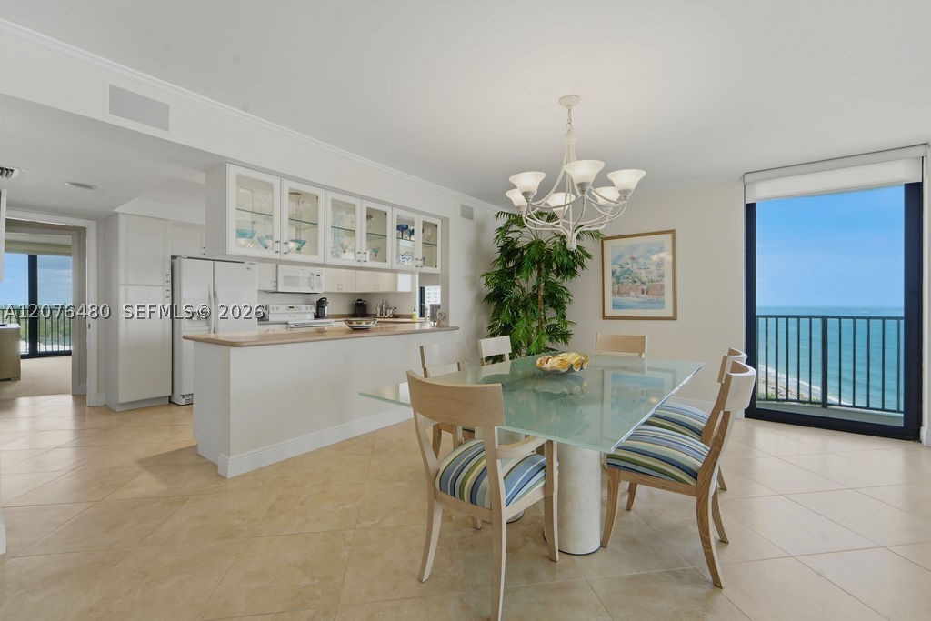 200 Beach Rd 701 Property Photo 20