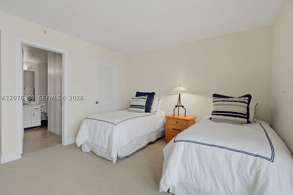 200 Beach Rd 701 Property Photo 28