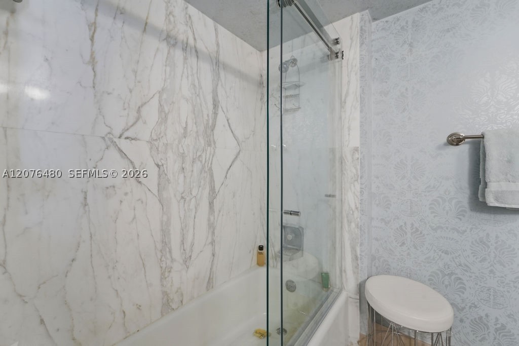 200 Beach Rd 701 Property Photo 34