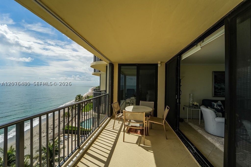 200 Beach Rd 701 Property Photo 38