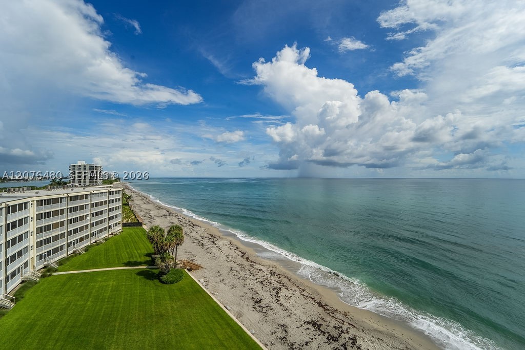 200 Beach Rd 701 Property Photo 41