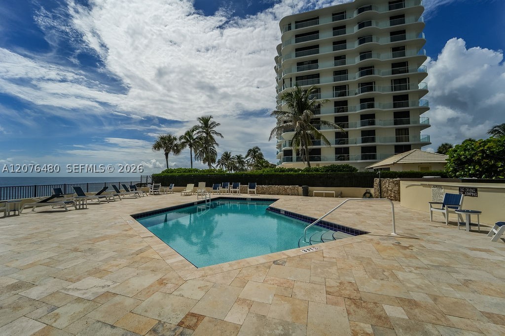 200 Beach Rd 701 Property Photo 52