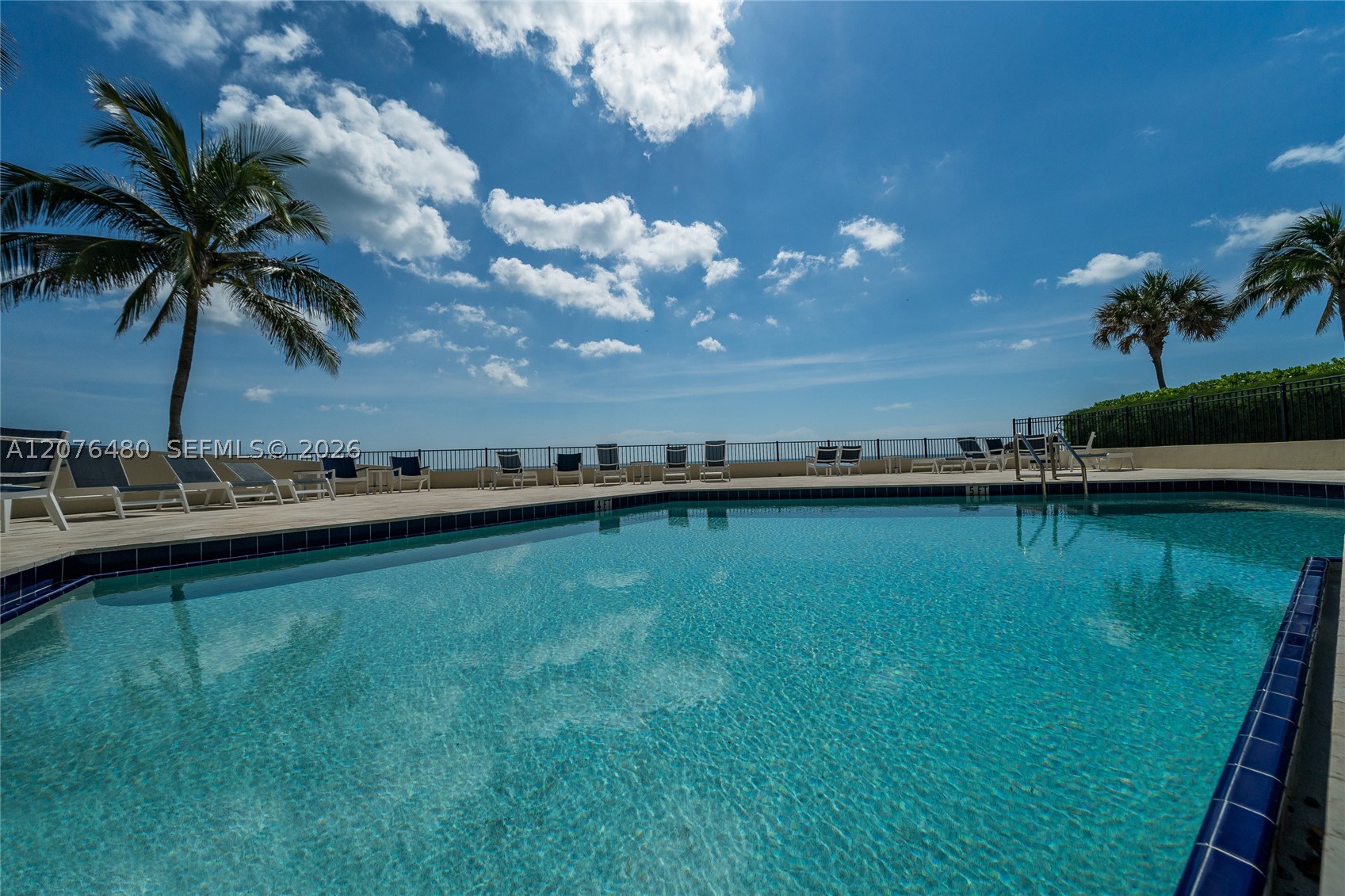 200 Beach Rd 701 Property Photo 53