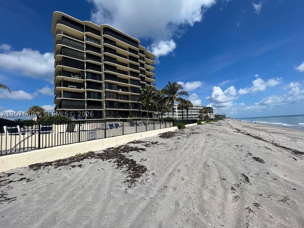 200 Beach Rd 701 Property Photo 60