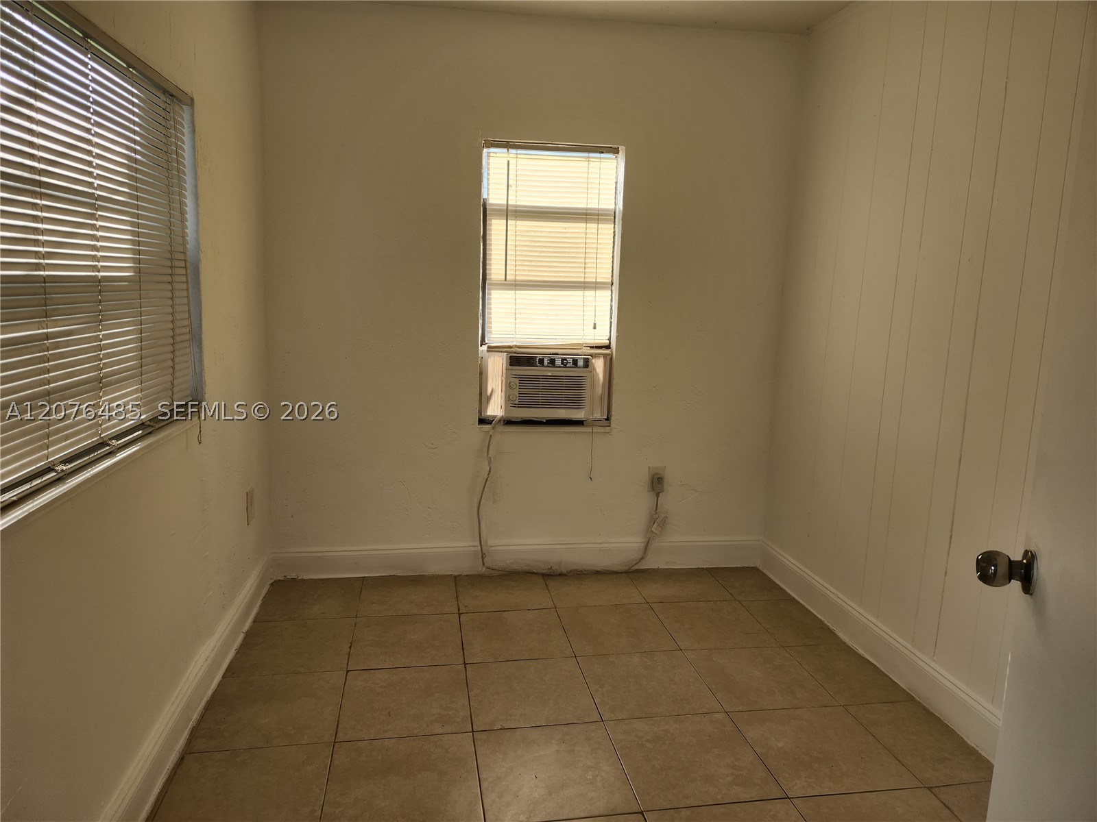 2129 Nw 44th St 2129 Property Photo 3