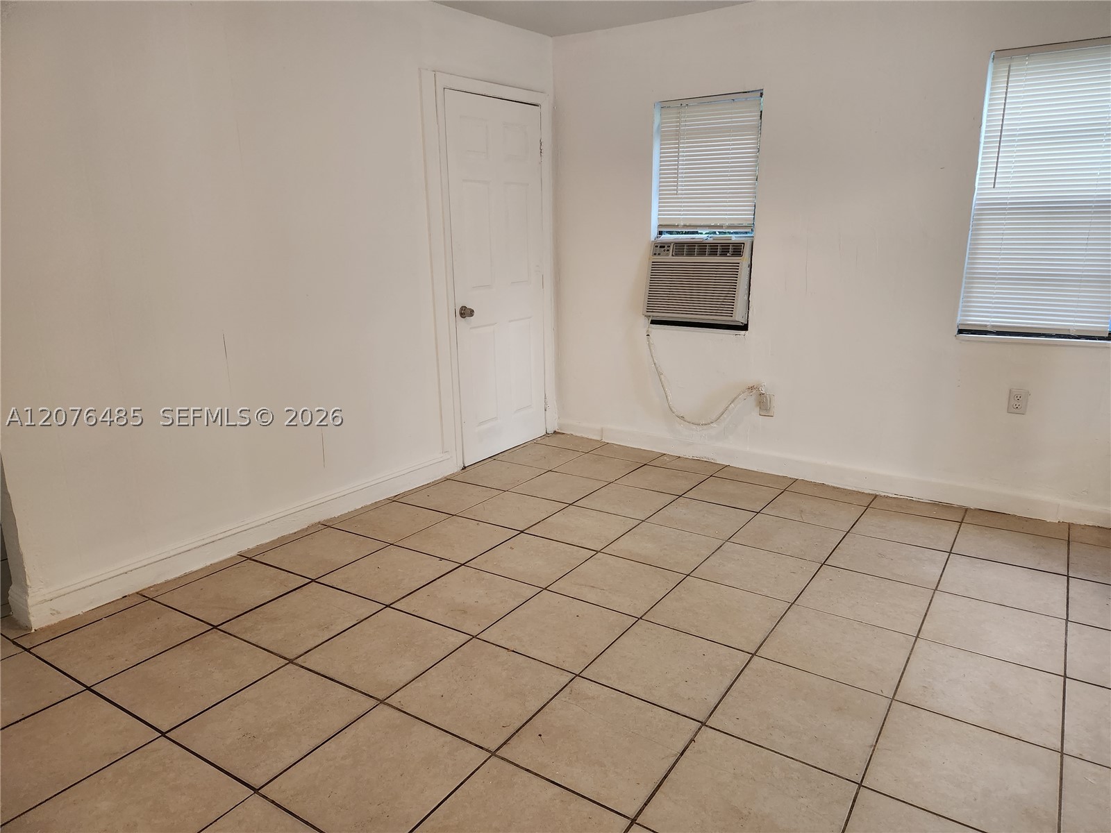 2129 Nw 44th St 2129 Property Photo 4