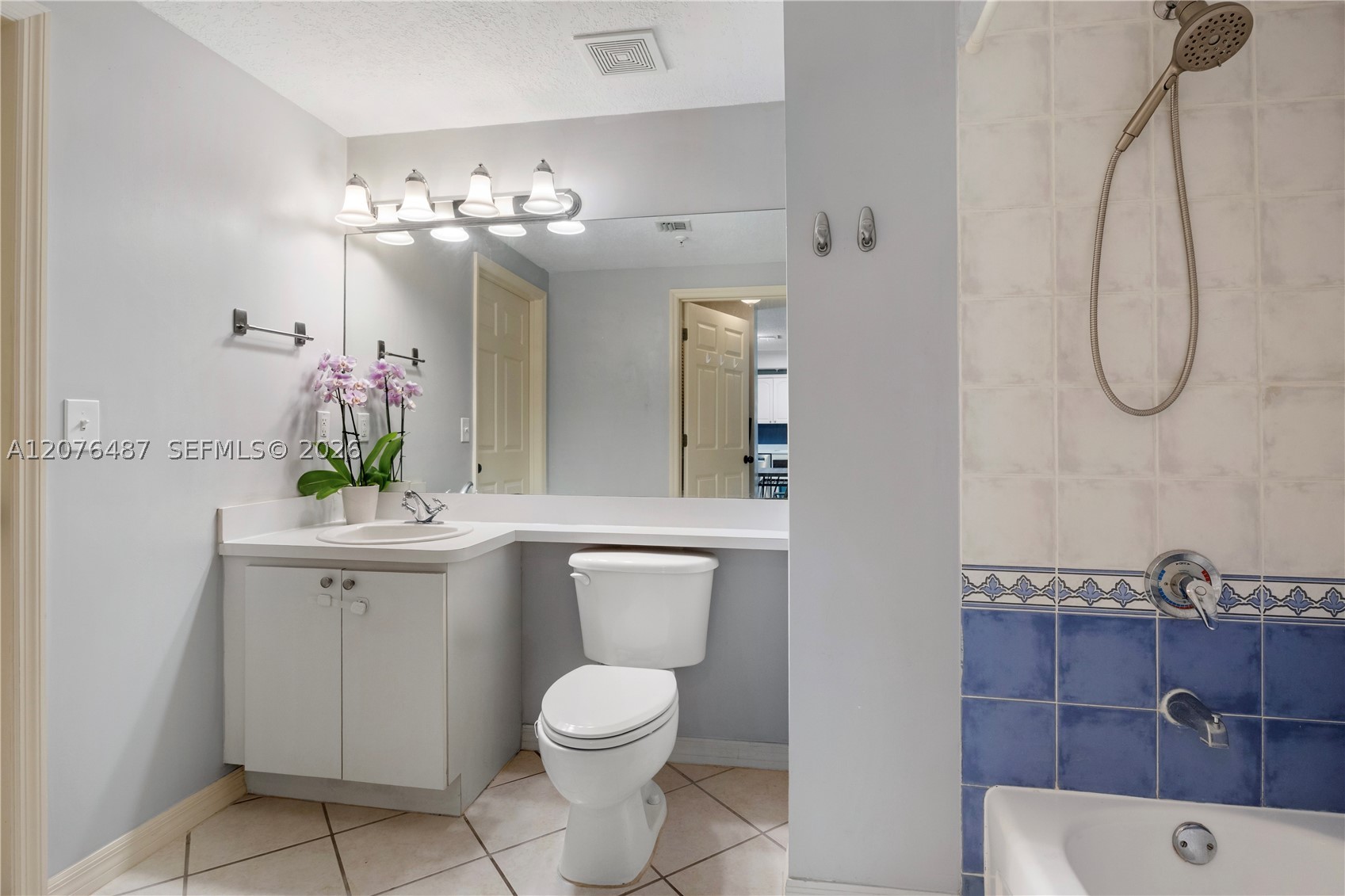 3500 Coral Way 1404 Property Photo 10