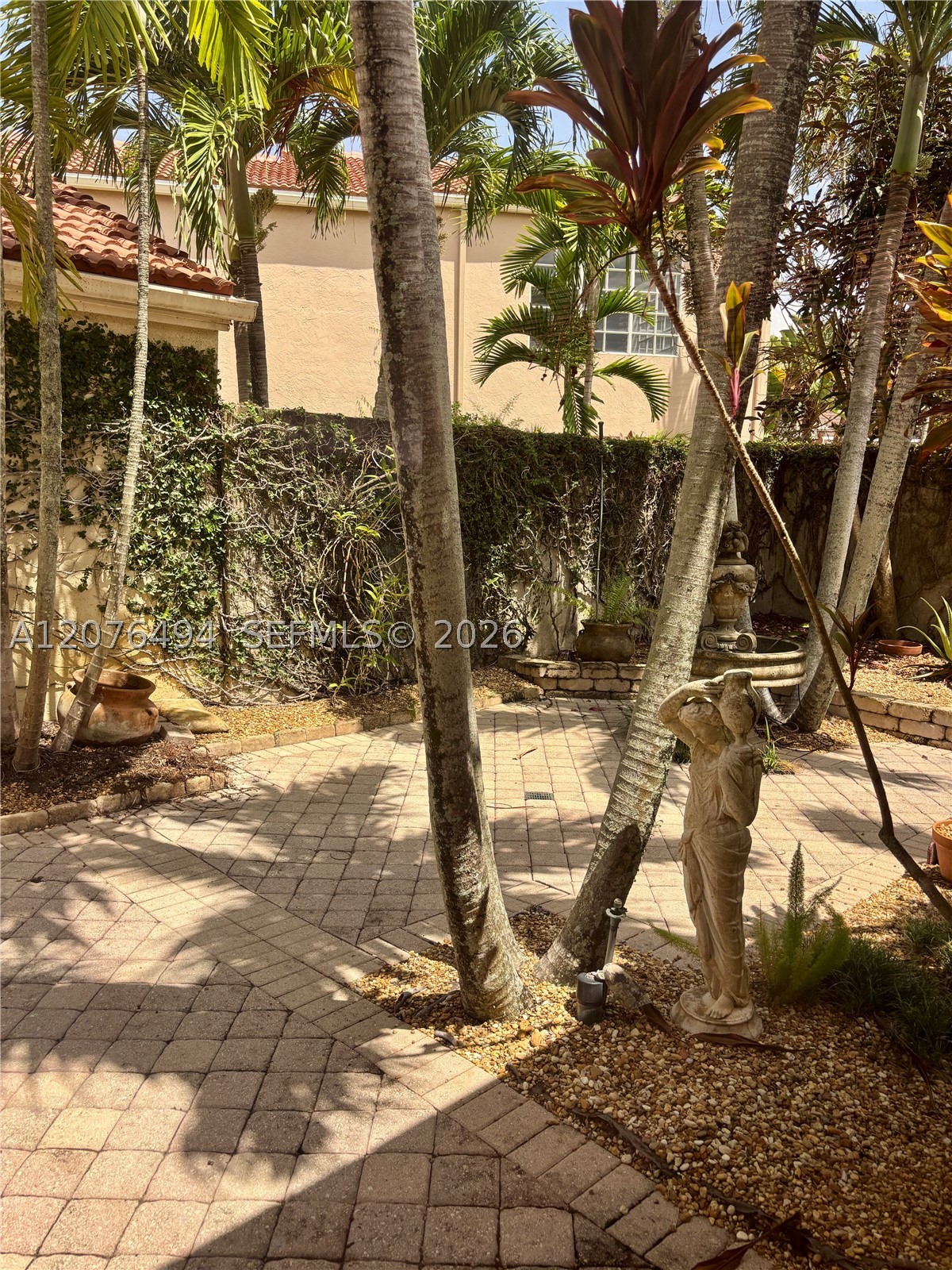 61 Via Del Corso - Property Photo 20