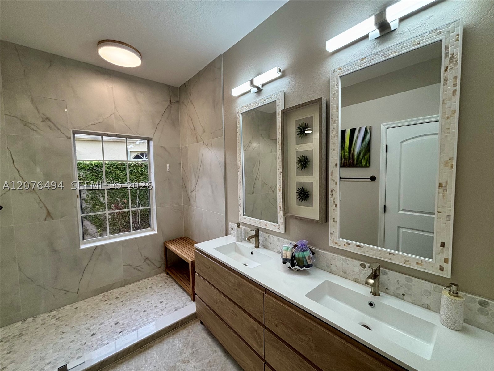 61 Via Del Corso - Property Photo 22