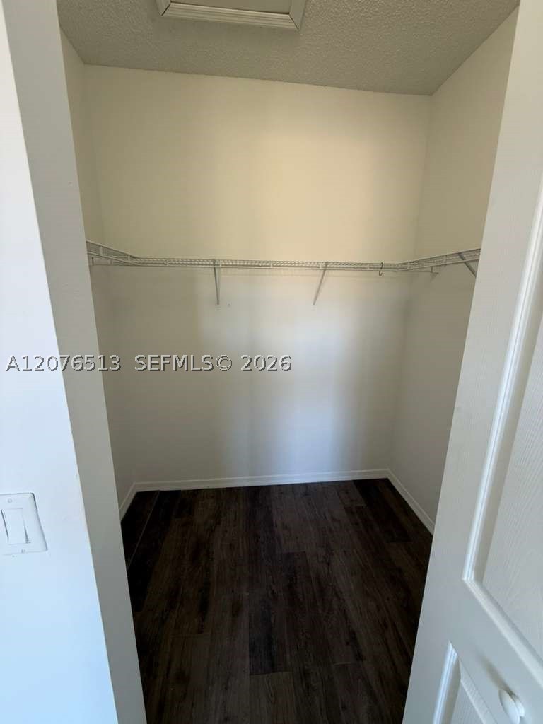 2311 Ne 42nd Cir Property Photo 14