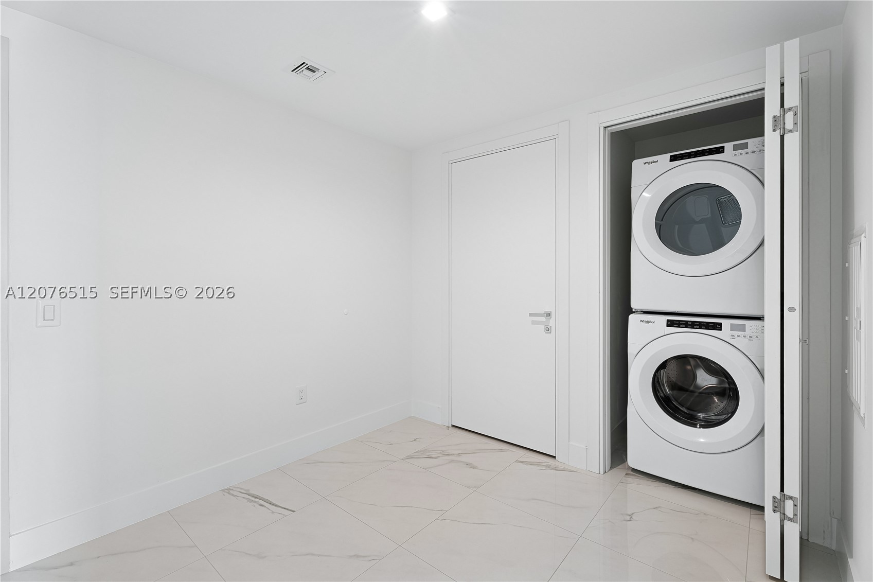 1170 E Hallandale Beach Blvd 304 Property Photo 16