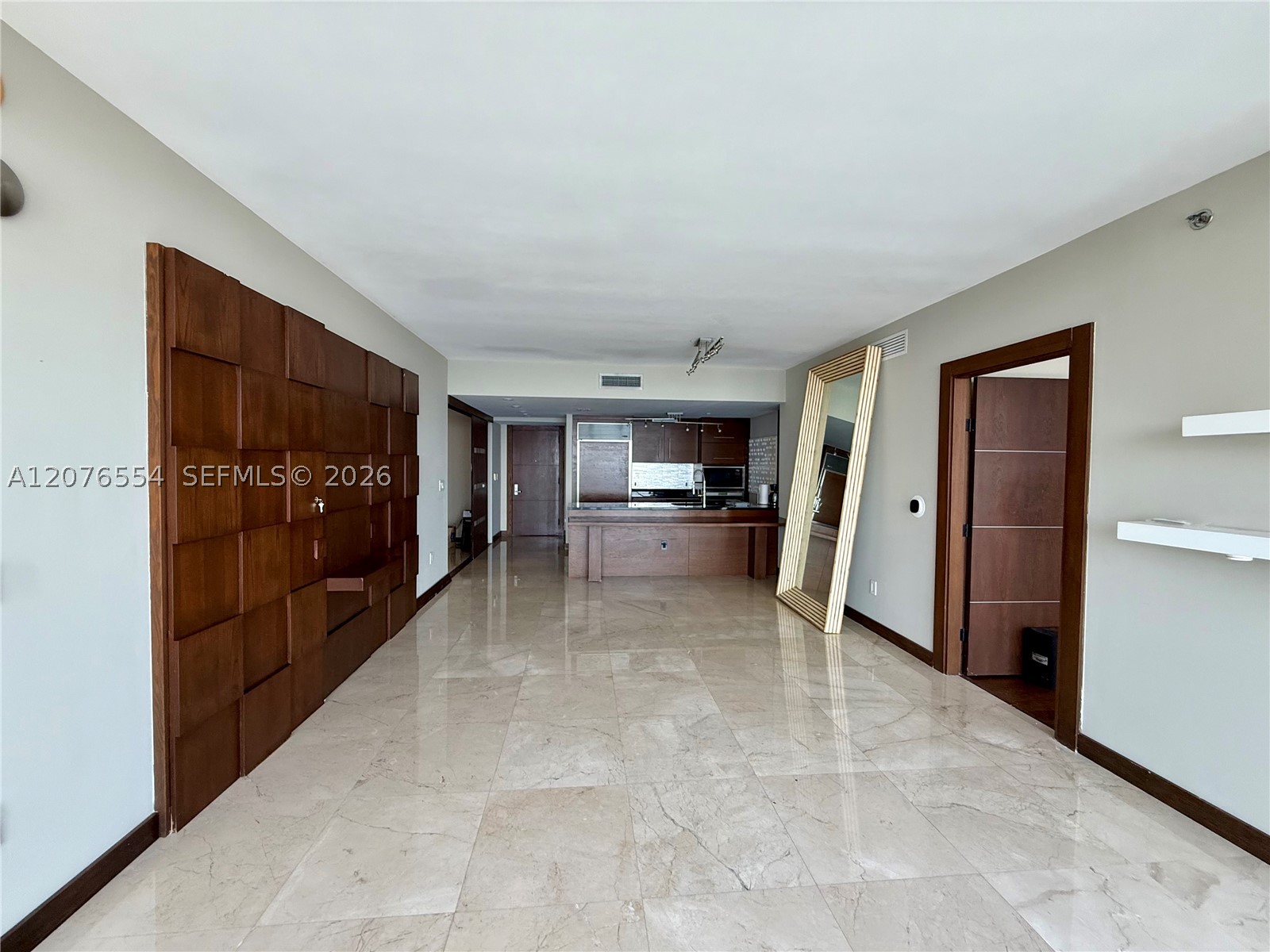 465 Brickell Ave 5605 Property Photo 9