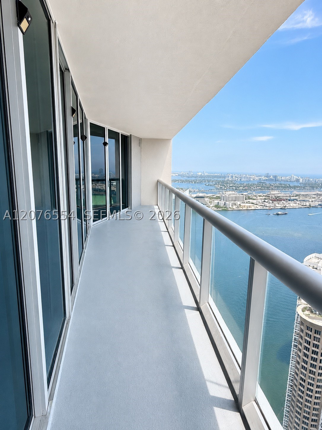 465 Brickell Ave 5605 Property Photo 14