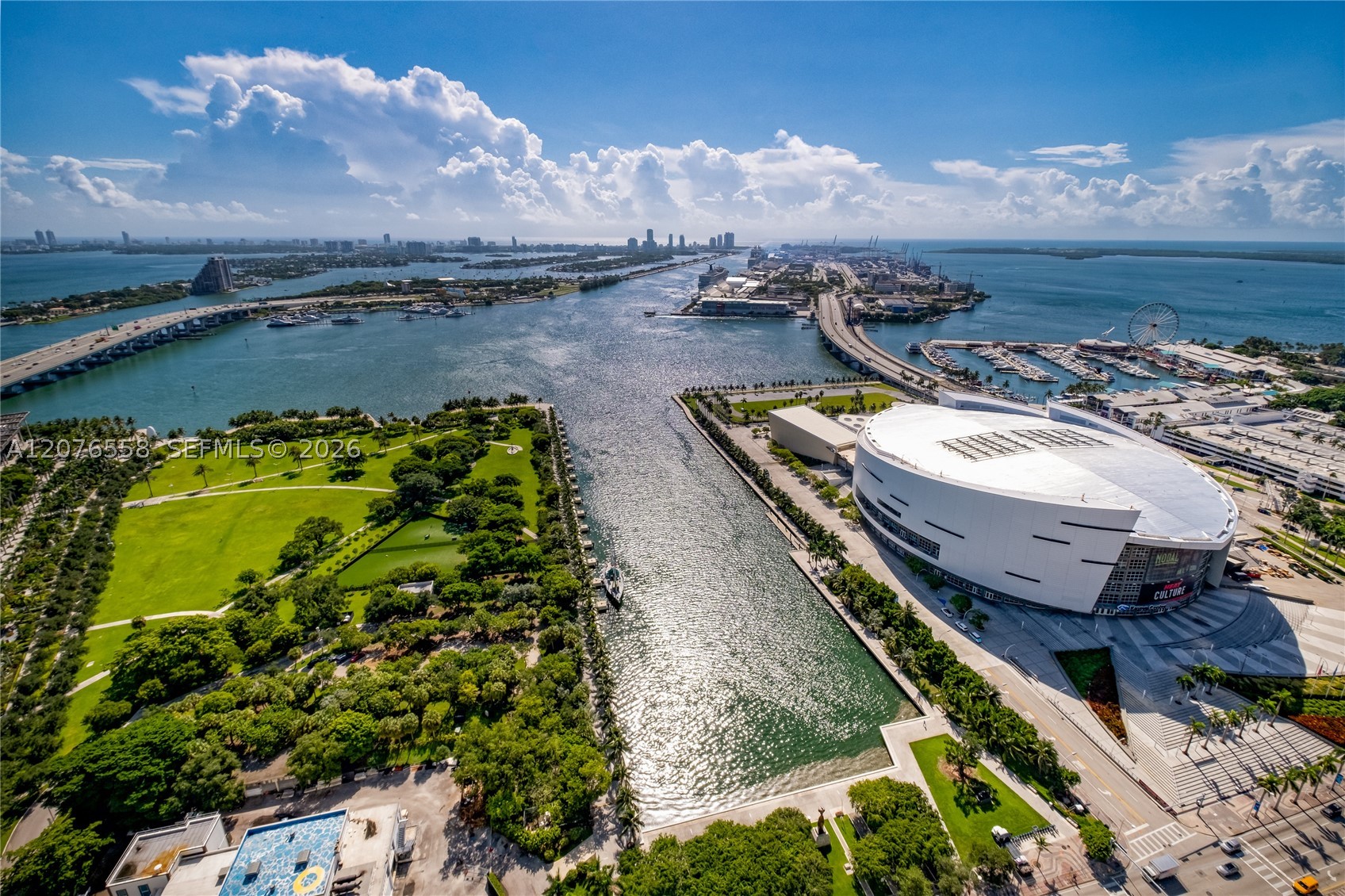 900 Biscayne Blvd 4403 Property Photo 1