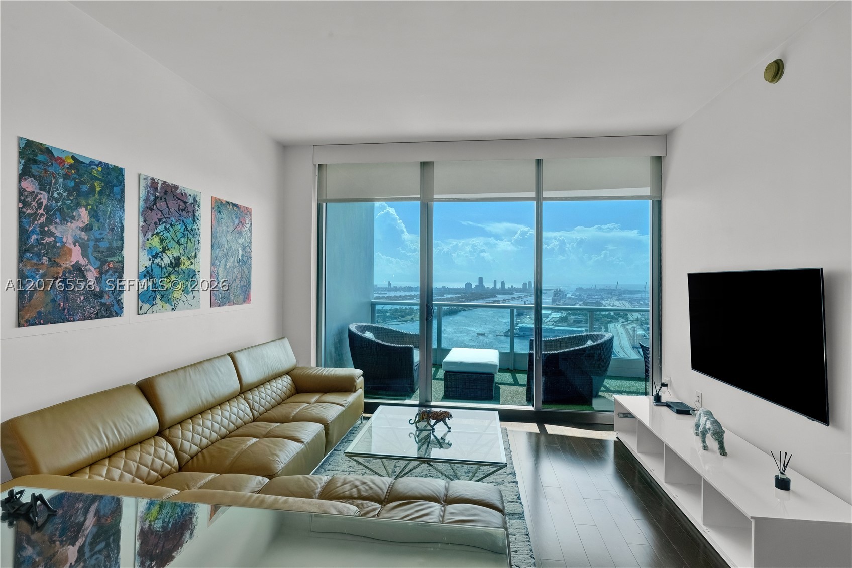 900 Biscayne Blvd 4403 Property Photo 3