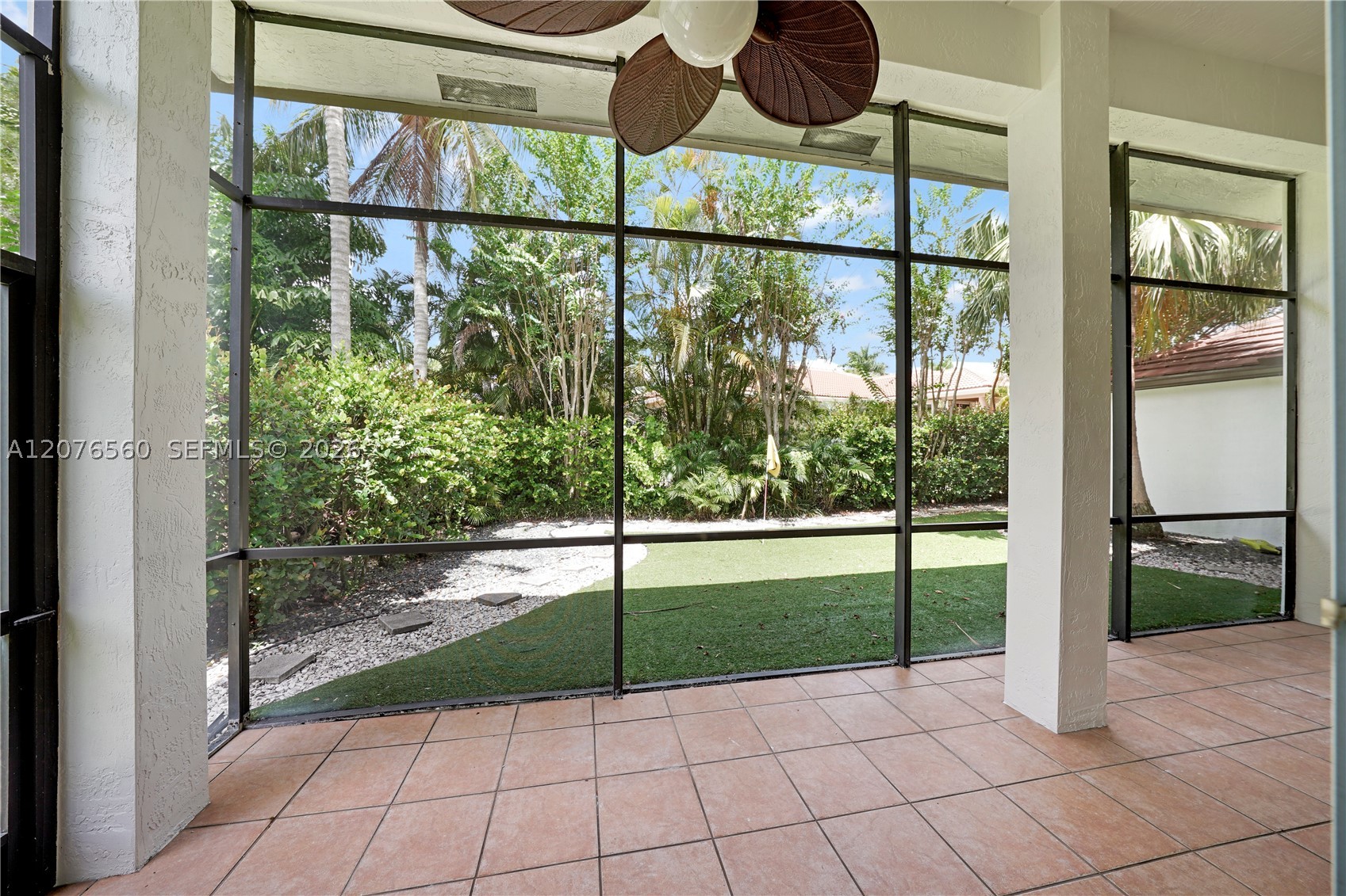 2527 Jardin Dr 2527 Property Photo 37