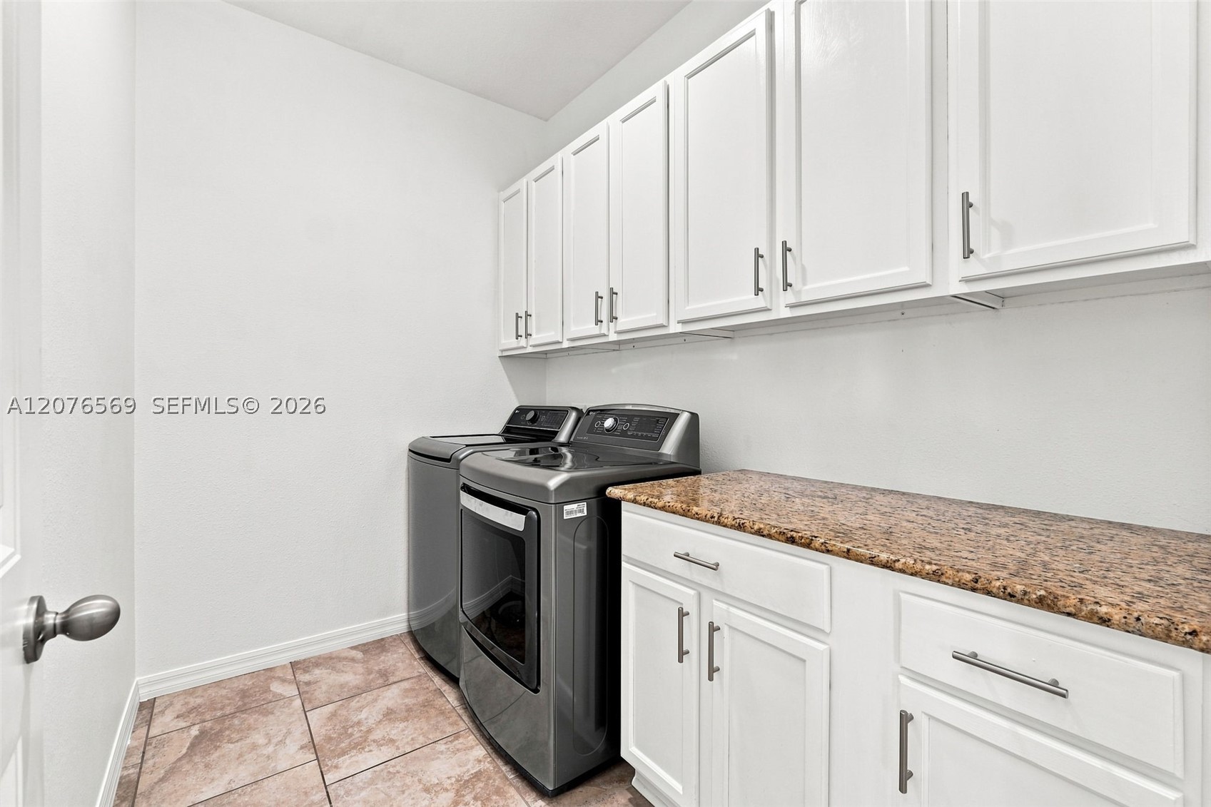 2050 Beacon Landing Circle Property Photo 34