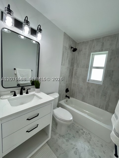 17051 Sw 85th Ave Property Photo 33